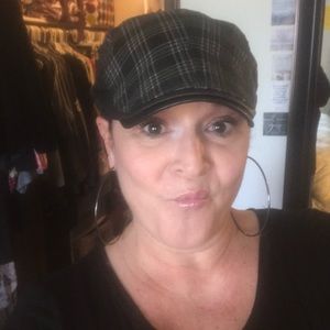 Meet your Posher, Ivette